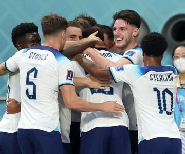 Inglaterra golea a Irán en su debut en Qatar