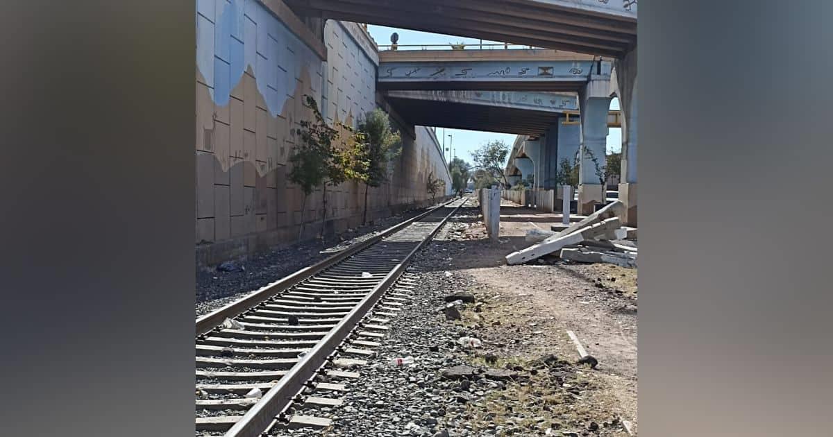 Menor es arrollada por tren en Nogales; exigen remover las vías