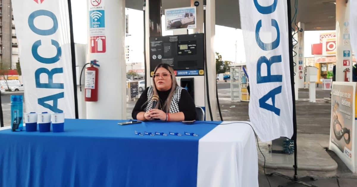 Arco Gasolinera invita a donar en la campaña Ropero con Causa