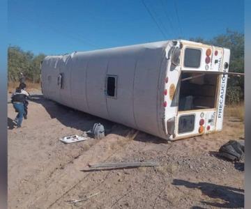 Volcamiento de camión en carretera 100 deja un fallecido
