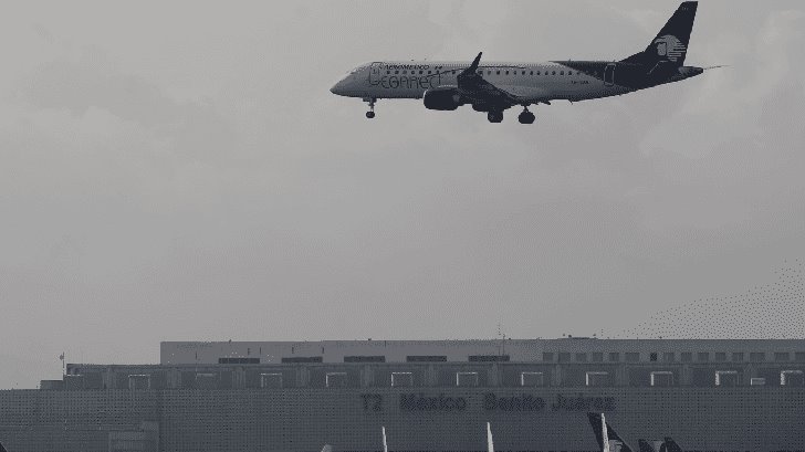 Afecta 81 vuelos niebla en Aeropuerto Internacional de la Ciudad de México