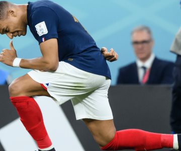 Francia derrota a Polonia y pasa a cuartos de final