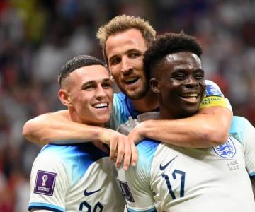 Inglaterra avanza a cuartos tras golear a Senegal