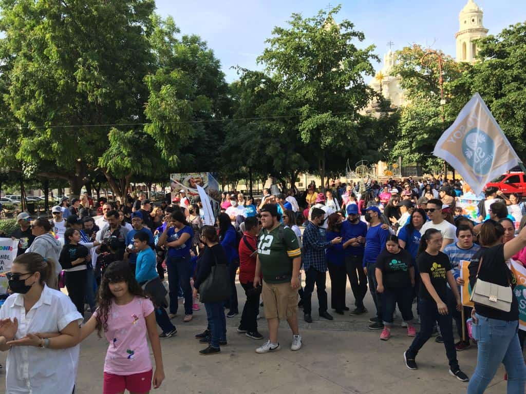 Marchan por las personas con discapacidad en Hermosillo