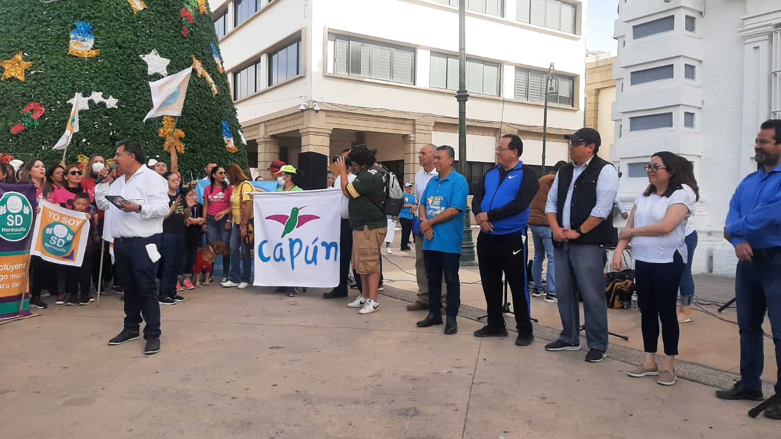 Marchan por las personas con discapacidad en Hermosillo