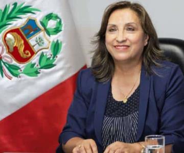 Dina Boluarte asume Presidencia en Perú