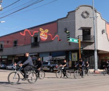 Policías vigilan comercios de Cajeme en bicicleta