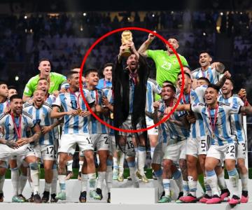 La importancia de la capa que usó Messi para levantar la Copa del Mundo