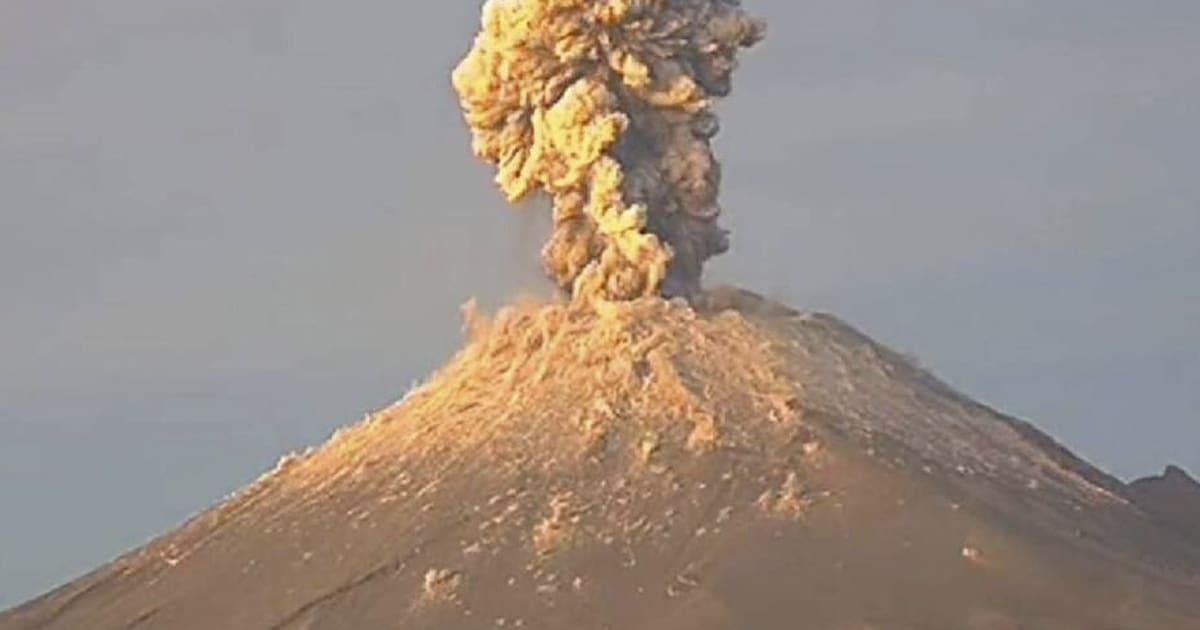 Fuerte explosión del Popocatépetl sacude a Puebla