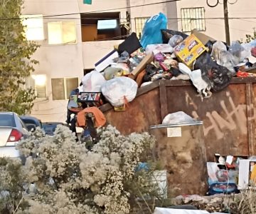 Nogales se inunda entre basura después de la Navidad