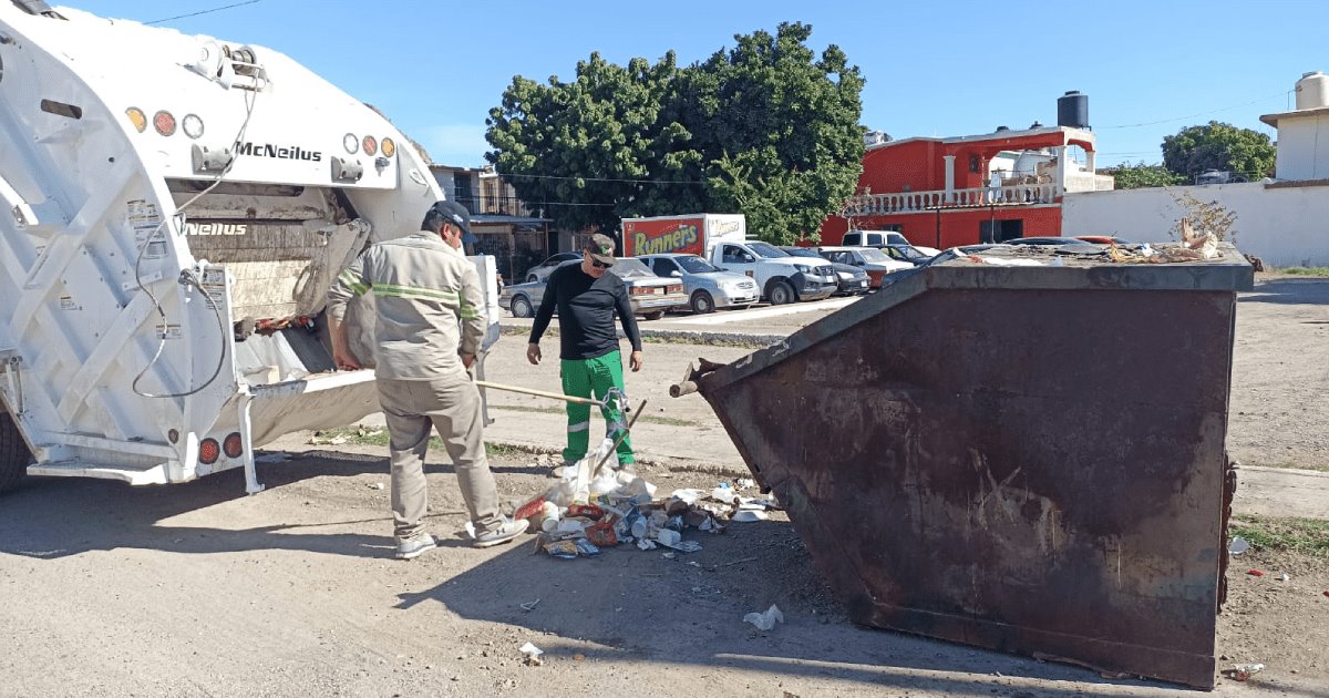 Ciudadanos de Guaymas no respetan contenedores para recolección de basura