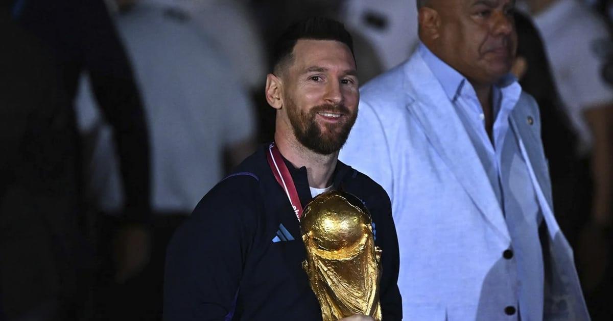 Messi sorprende con regalo a hija de exjugador de la India