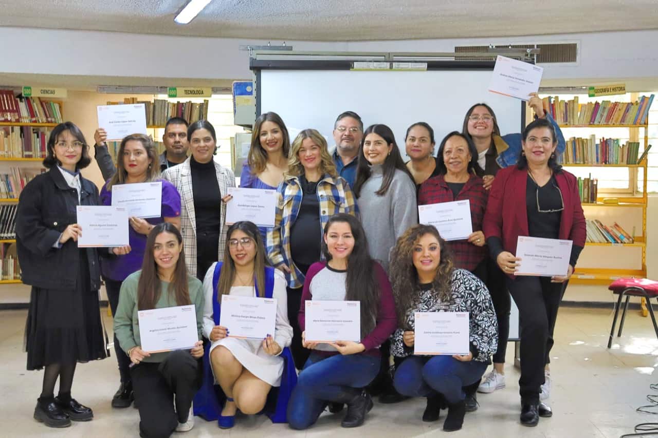 Concluyen curso en mercadotecnia cultural