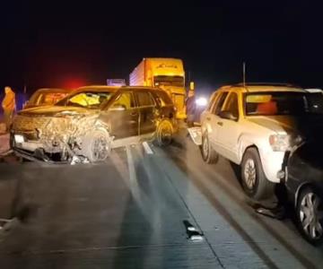 Choque múltiple en carretera Guaymas-Obregón deja 5 lesionados