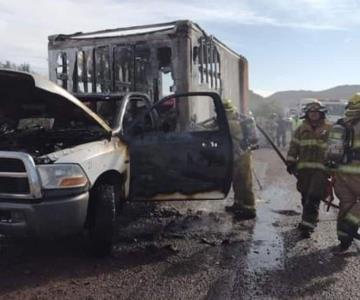 Camión de carga sufre incendio en carretera San José-San Judas Tadeo