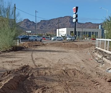 Fango retrasa rehabilitación de la avenida Tecnológico de Guaymas