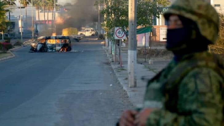 Enfrentamiento en Sinaloa dejan un muerto y 18 lesionados