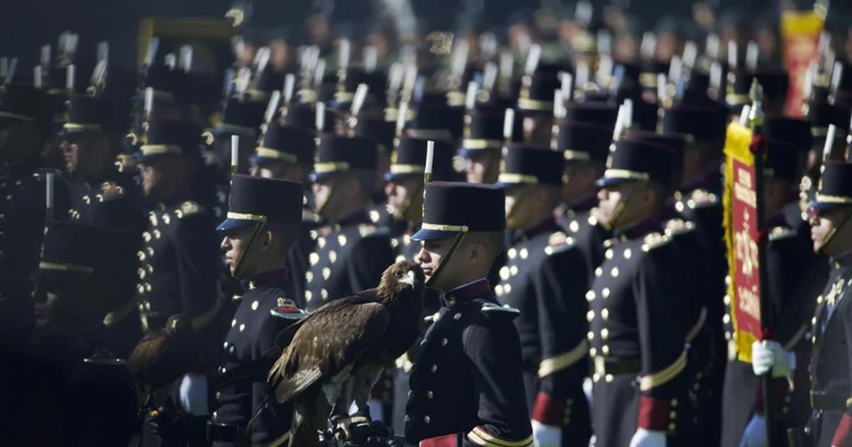 Inaugura AMLO festejos por el bicentenario del Colegio Militar