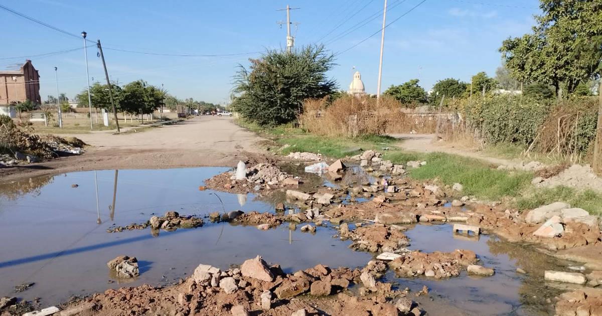 Navojoenses exigen a Oomapasn reparar fugas de aguas negras