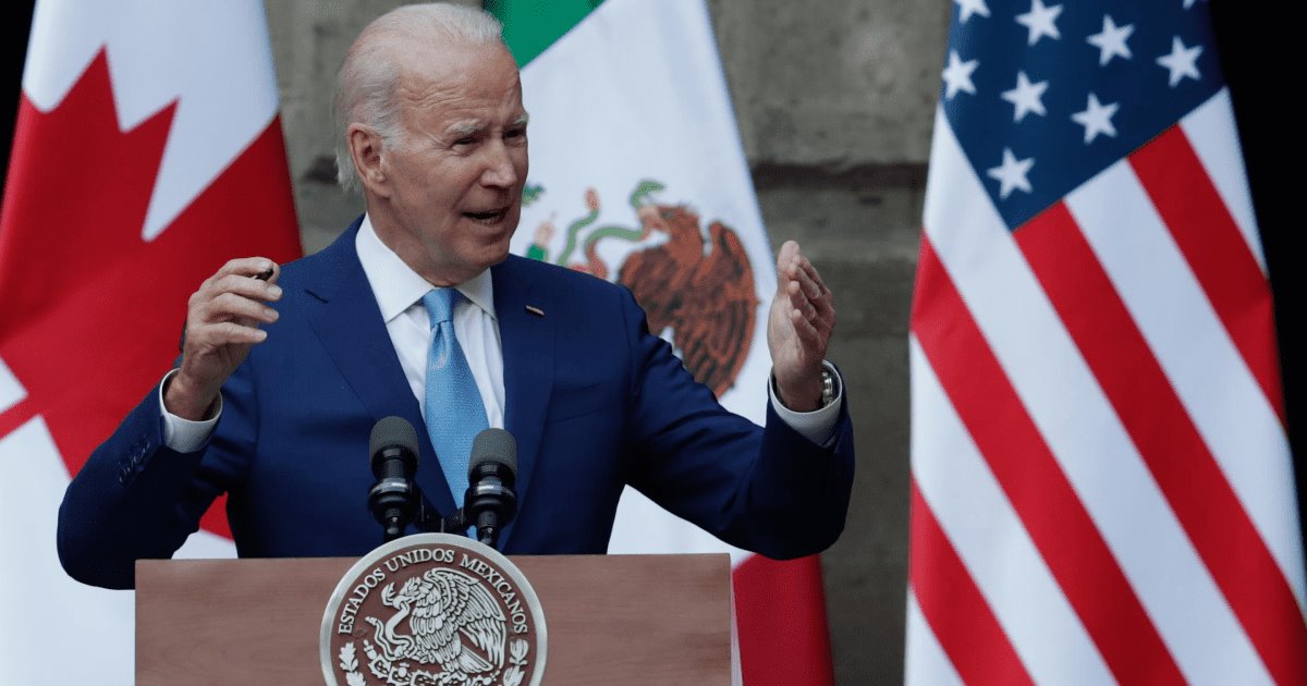 Ahora desde el AICM, Joe Biden se despide de México