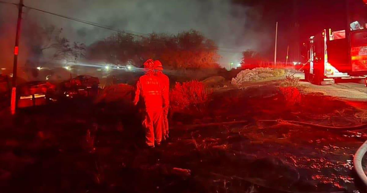 Incendio en yunke de la carretera a Nogales deja daños materiales