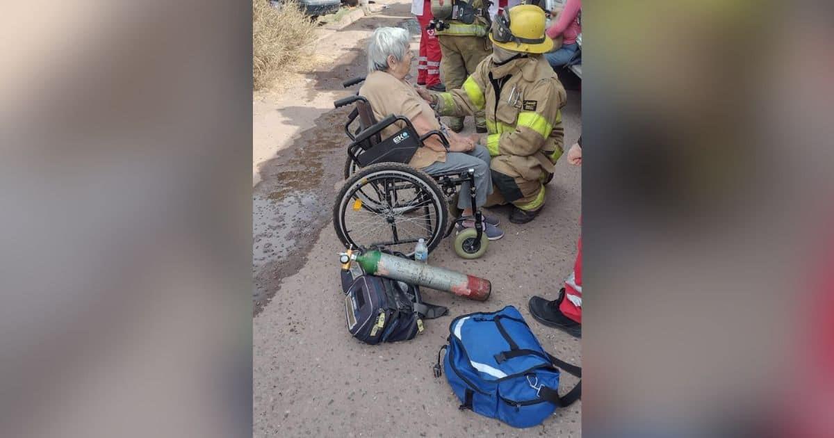 Bomberos llegan a tiempo y salvan a mujeres de incendio en Guaymas