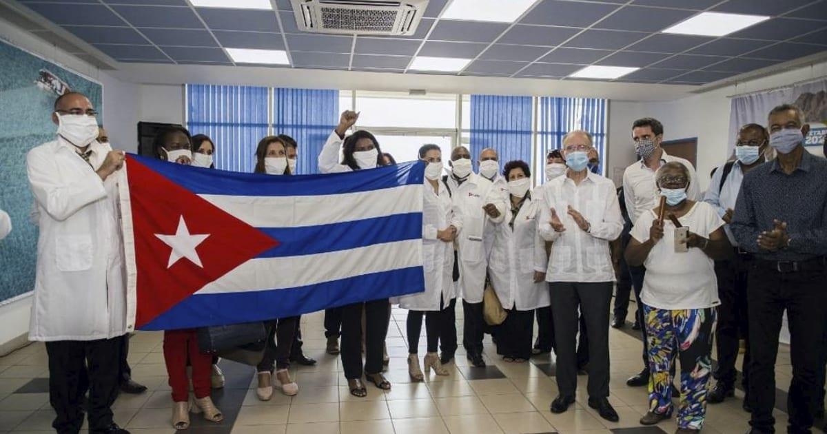 Llegarán más doctores cubanos a México el próximo 27 de agosto