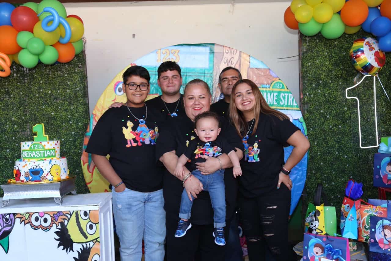 Cumple Sebastián su primer añito