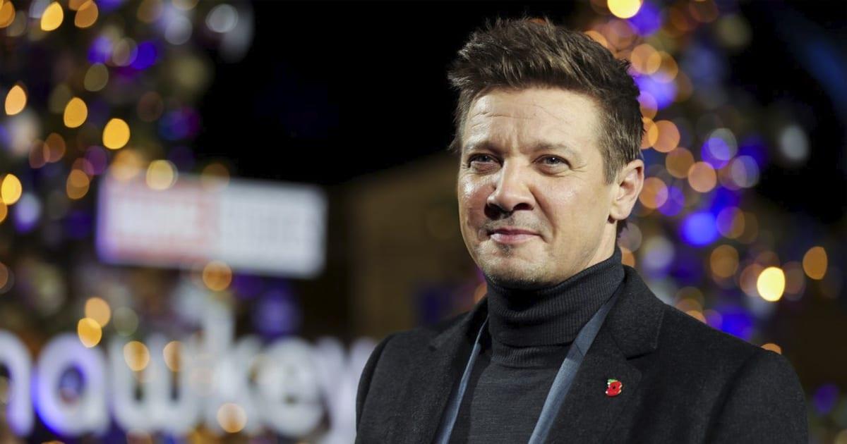 Jeremy Renner está devuelta en casa