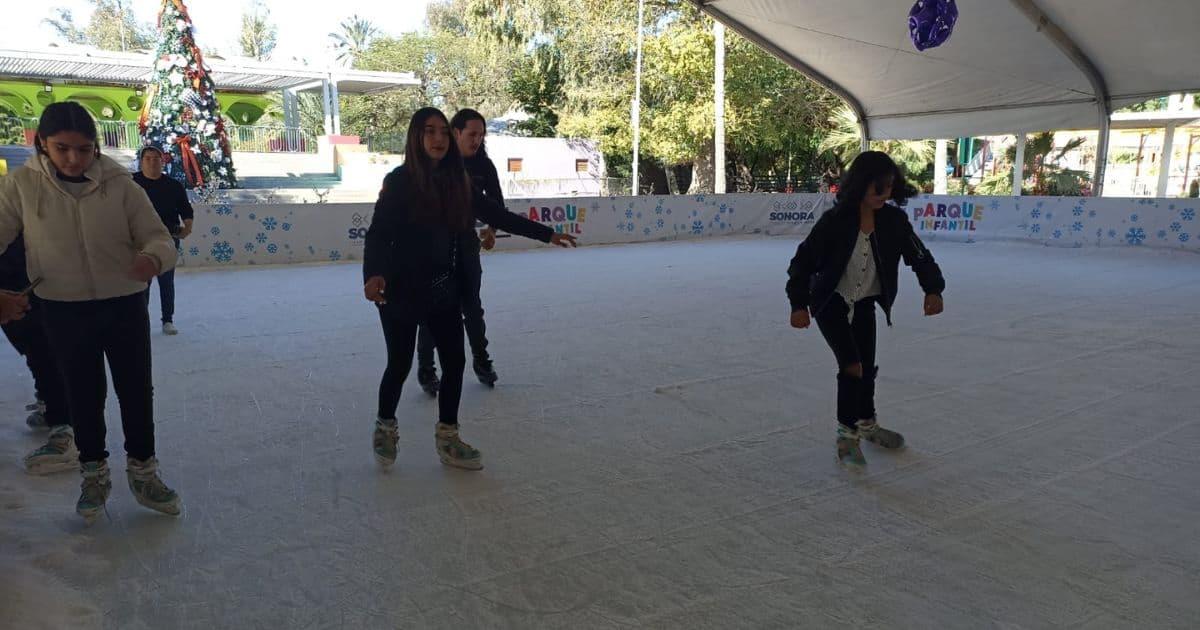 Pista de hielo en Parque Infantil cierra con gran éxito en Hermosillo