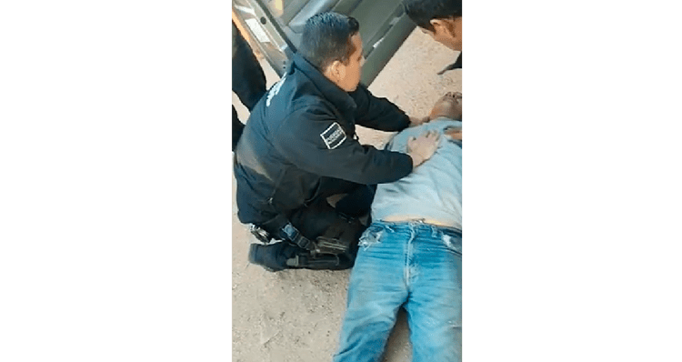 Hombre sufre infarto en Hermosillo; Policía Municipal lo reanima