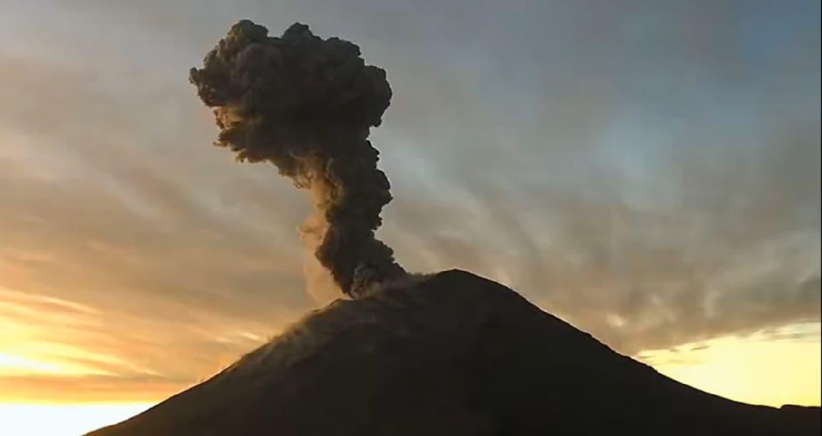 Popocatépetl registra explosión este lunes