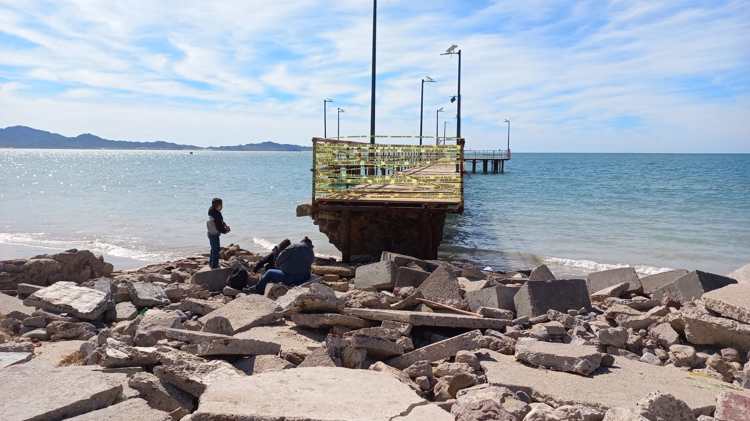 Piden rehabilitar el muelle de Bahía de Kino