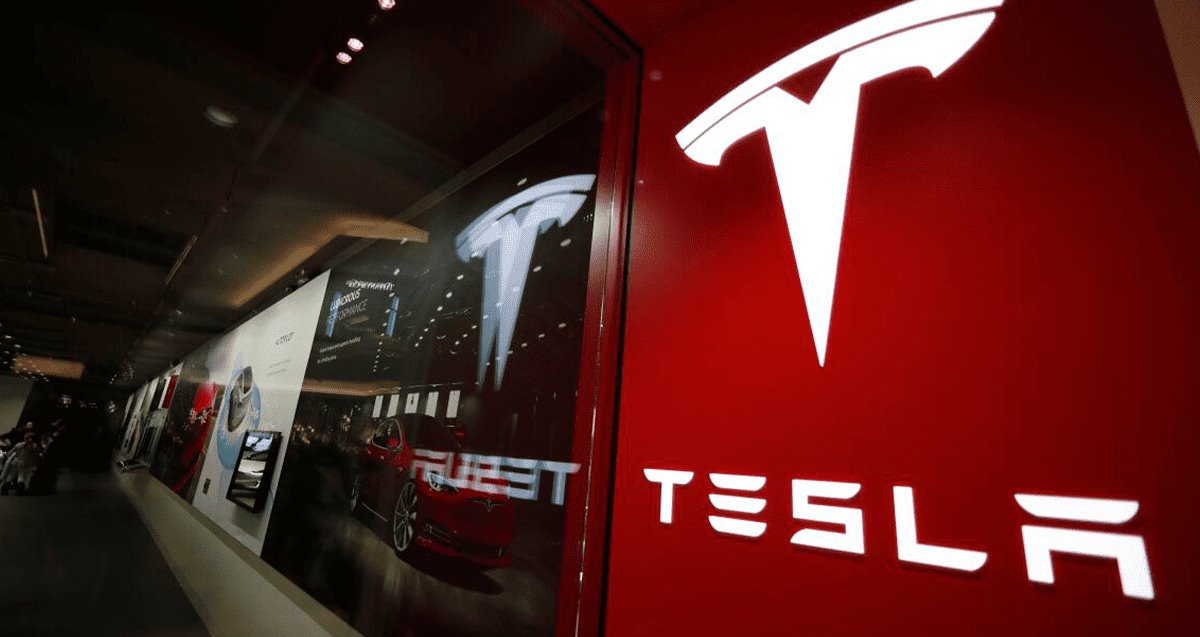 Tesla pierde medio billón de pesos tras anunciar inversión en NL