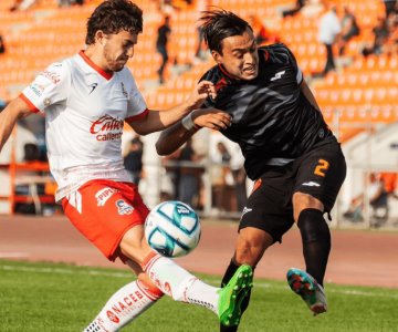 Insípido empate sin goles entre Cimarrones de Sonora y Correcaminos