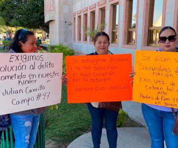 Exculpan a tesorera de escuela en Sonora por malversación de fondos