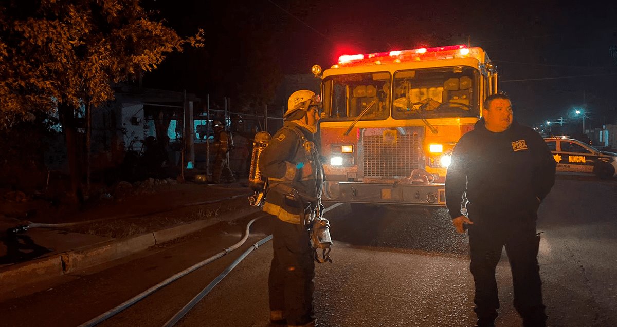 Héroes en acción: bomberos rescatan a abuelita de incendio en su hogar