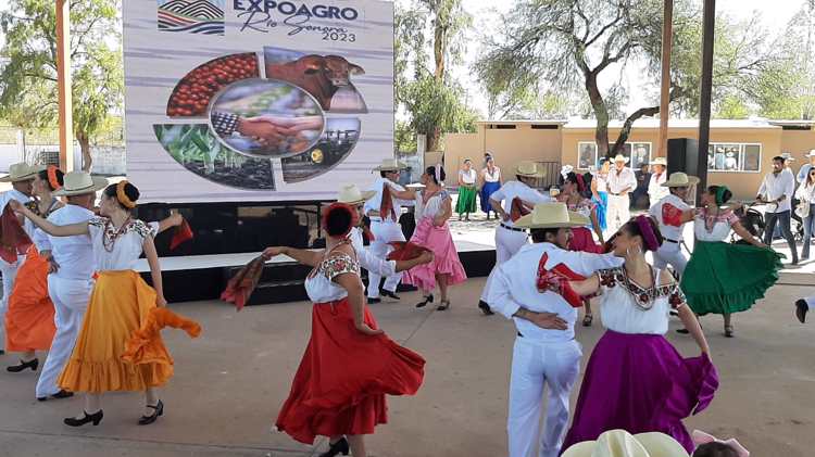 Productores disfrutan del segundo día de la ExpoAgro del Río Sonora