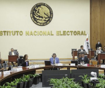 INE prepara controversia constitucional contra el Plan B electoral