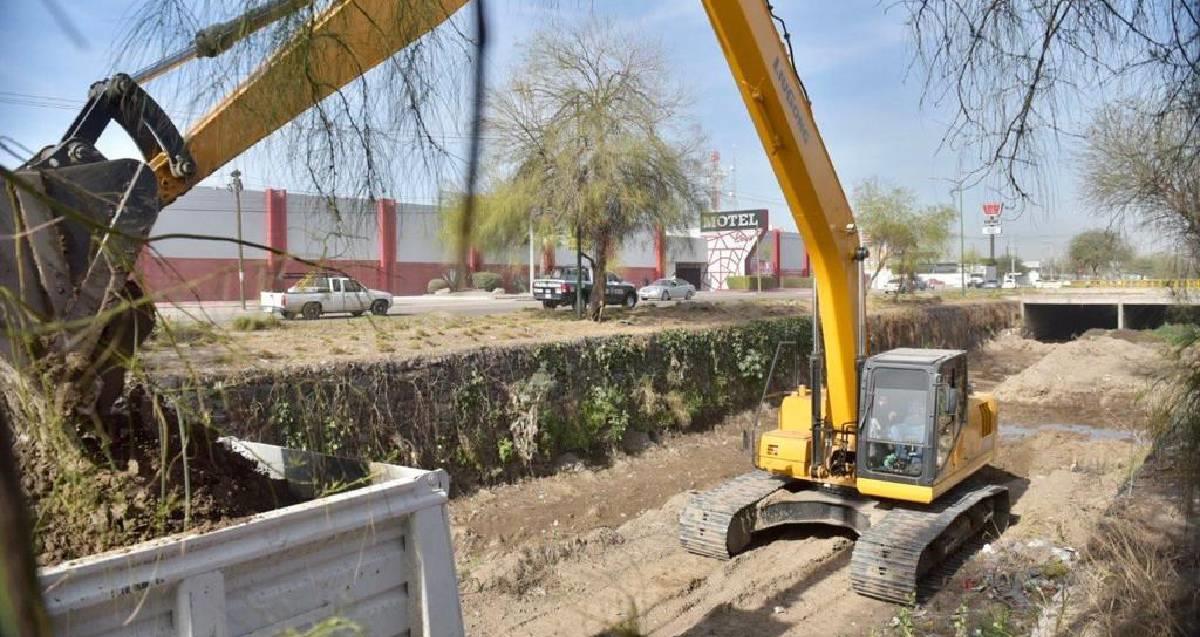Limpieza de canales en Hermosillo lleva avance del 70%; Servicios Públicos