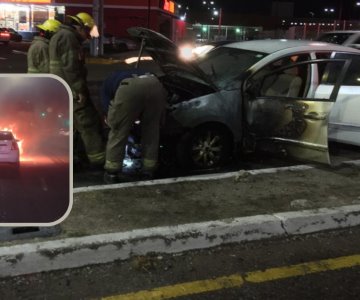 Automóvil se incendia en Hermosillo; no se reportan heridos