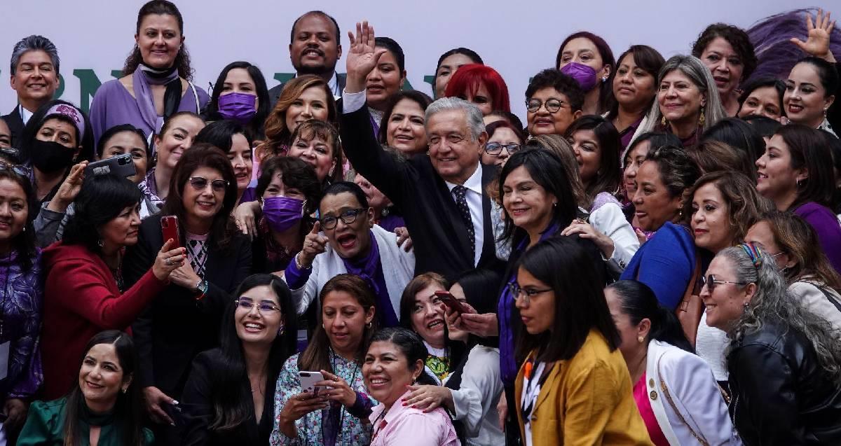 AMLO: la Cuarta Transformación ya es feminista