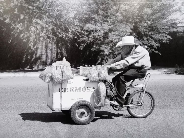 Fallece Don Simón, abuelito del carrito de paletas, a sus 102 años