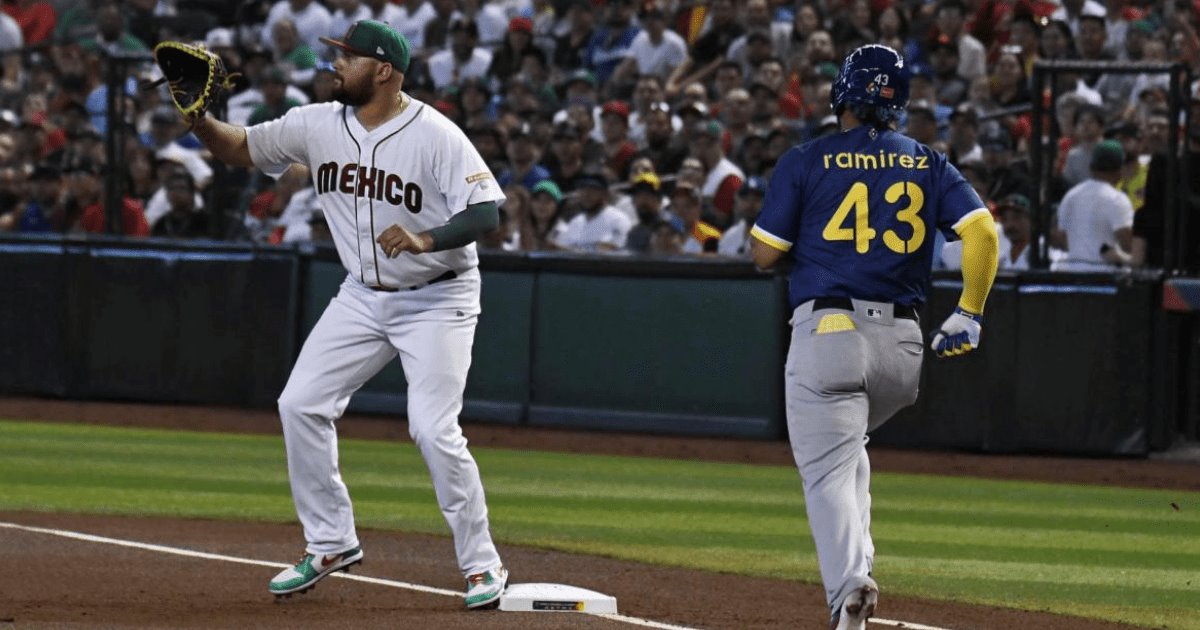 Con error de Luis Urías, México pierde en extrainnings ante Colombia