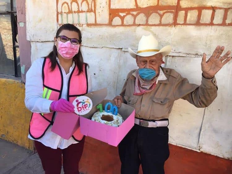 Fallece Don Simón, abuelito del carrito de paletas, a sus 102 años