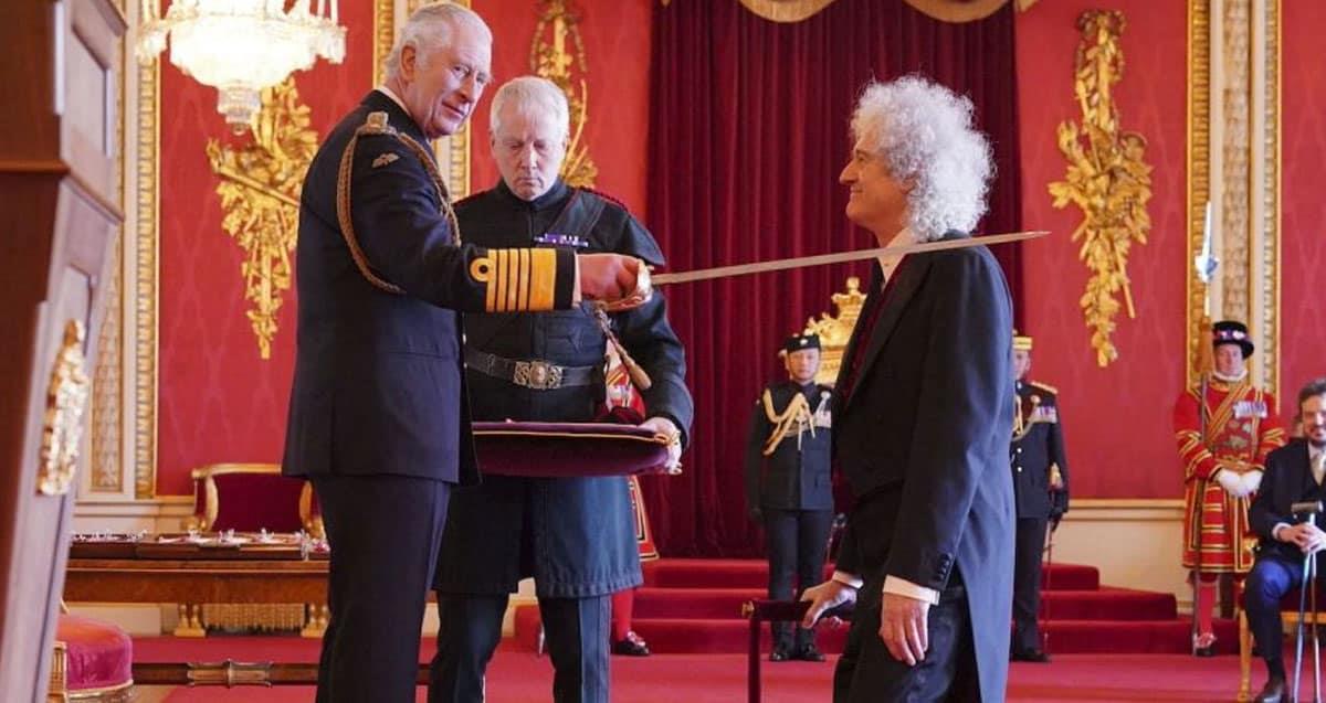 Brian May, nombrado caballero por el rey Carlos III del Reino Unido