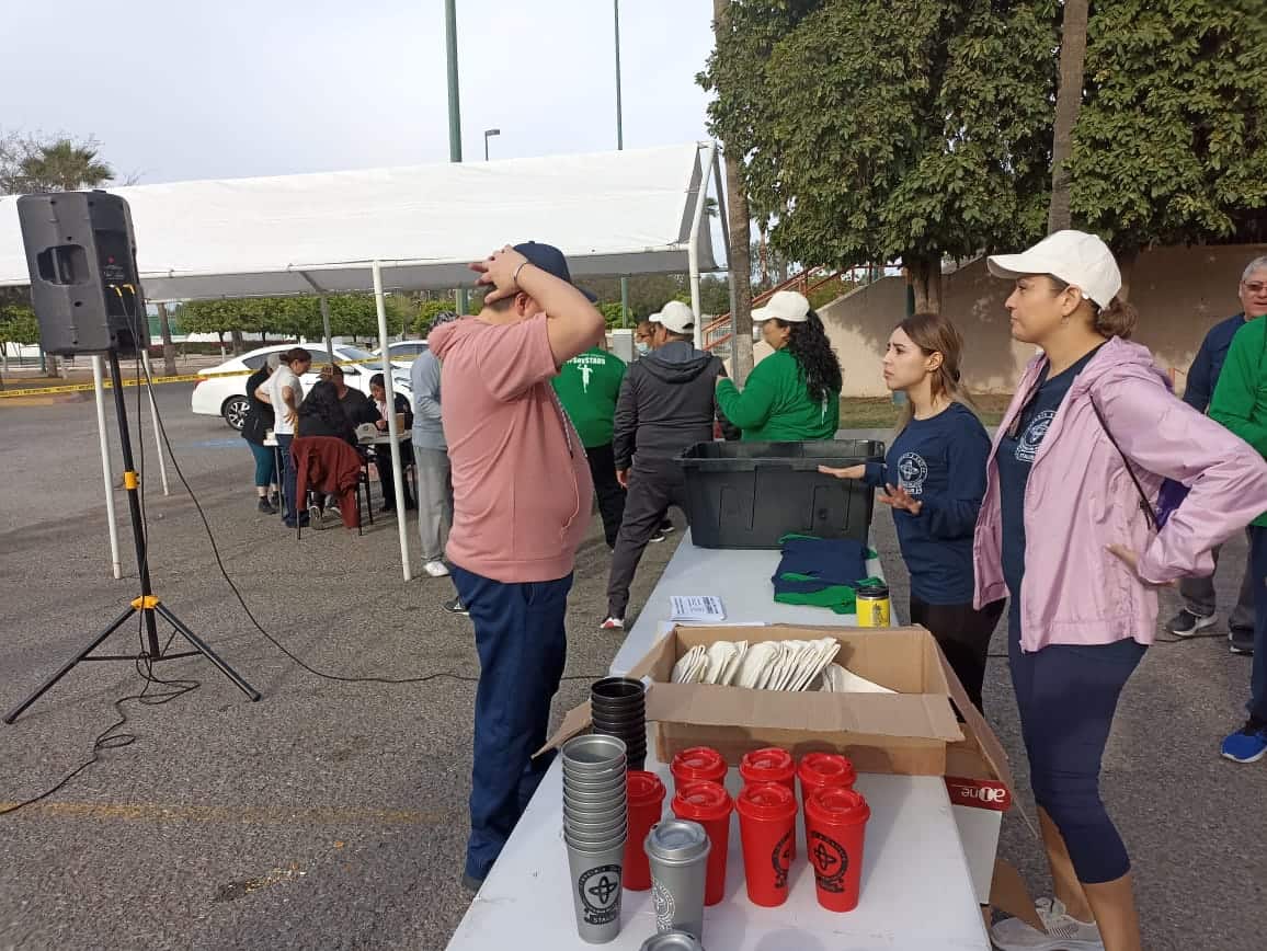 Caminata por la salud: Docentes de la Unison promueven la activación física