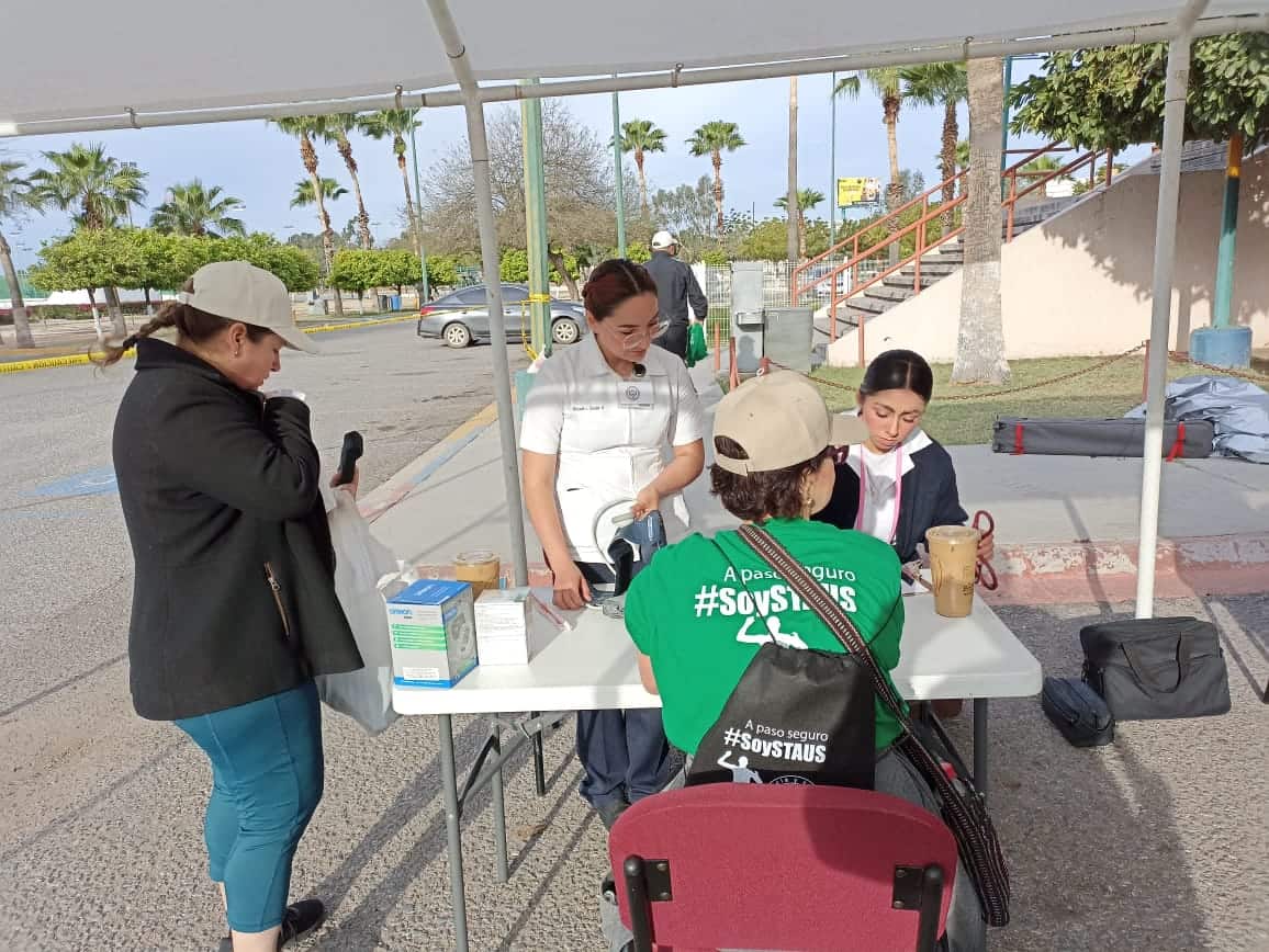 Caminata por la salud: Docentes de la Unison promueven la activación física