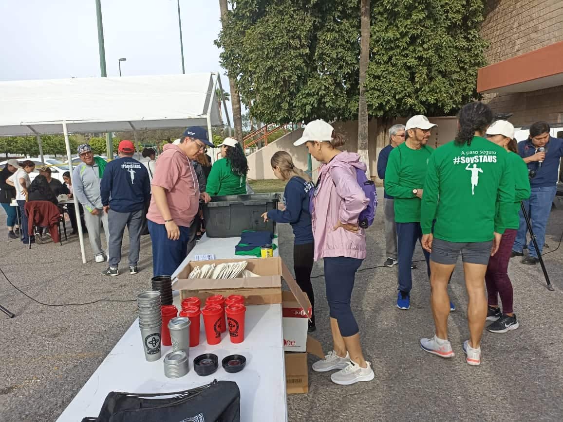 Caminata por la salud: Docentes de la Unison promueven la activación física