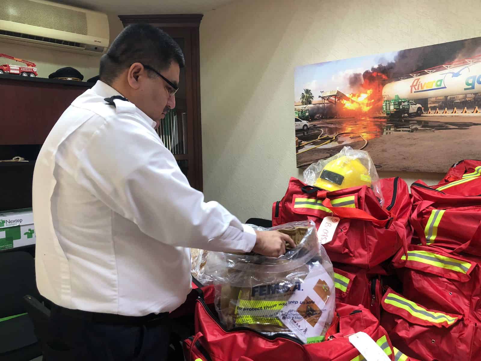 Bomberos de Cajeme reciben 50 equipos de seguridad